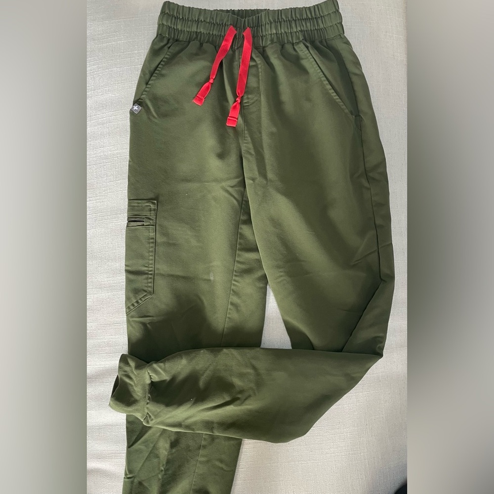 Figs Dark Olive Zamora High Waisted Scrub Pants XXS